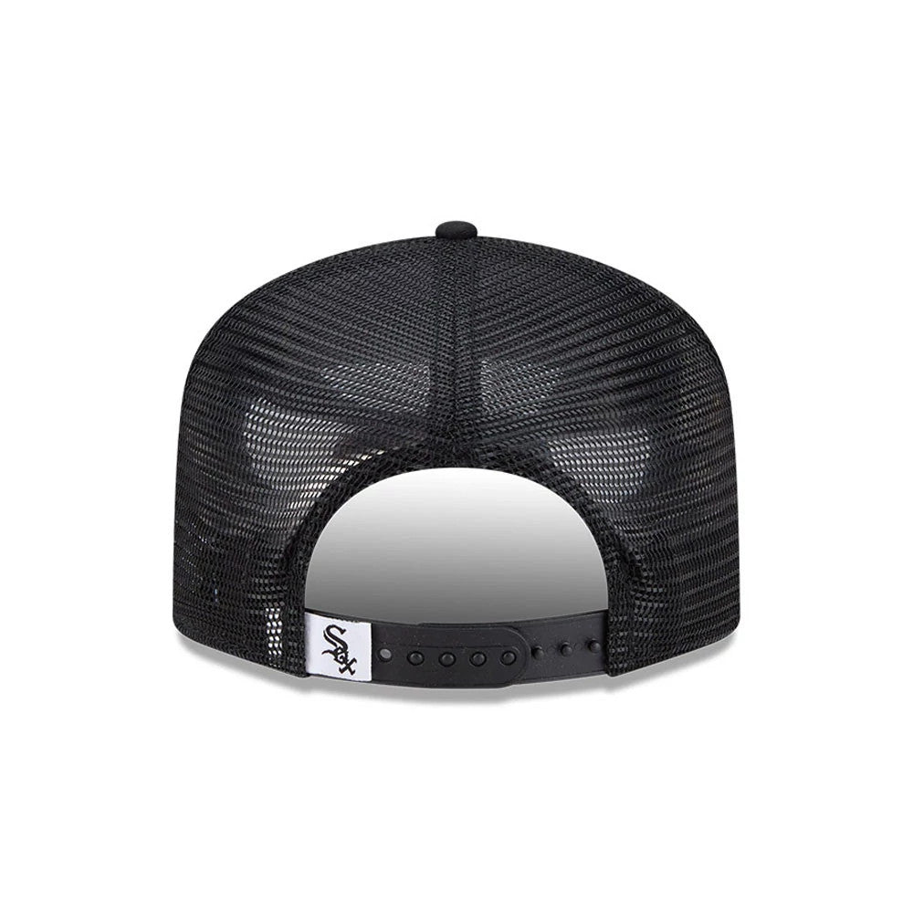 Pictured is this MLB Evergreen Chicago White Sox 19TWENTY cap in black. 5