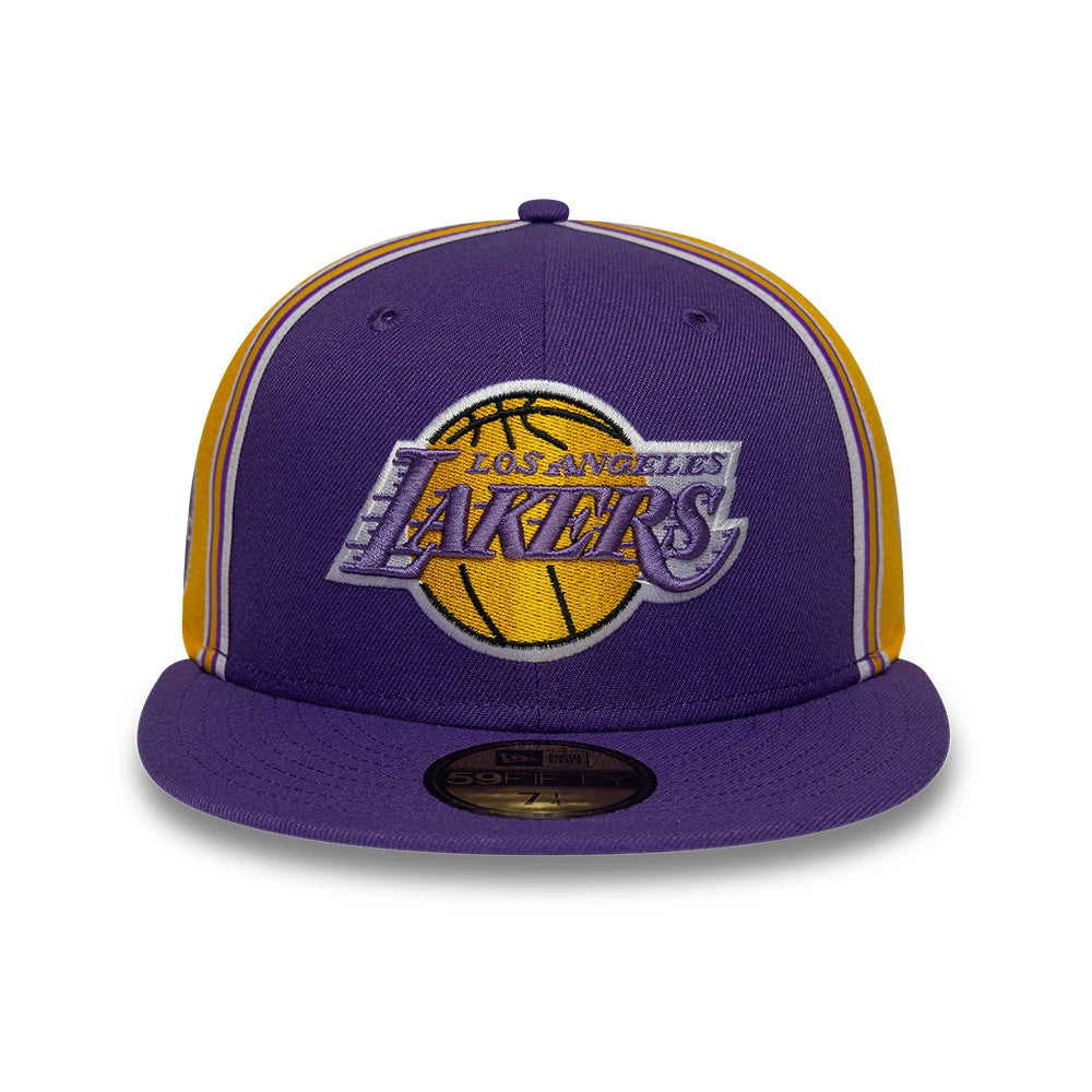 LA Lakers NBA Hardwood Classic Players Purple New Era 59FIFTY Fitted Cap, front view showing the raised embroidered yellow and purple Lakers logo on the structured purple crown, with a curved visor and a black 59FIFTY size sticker.