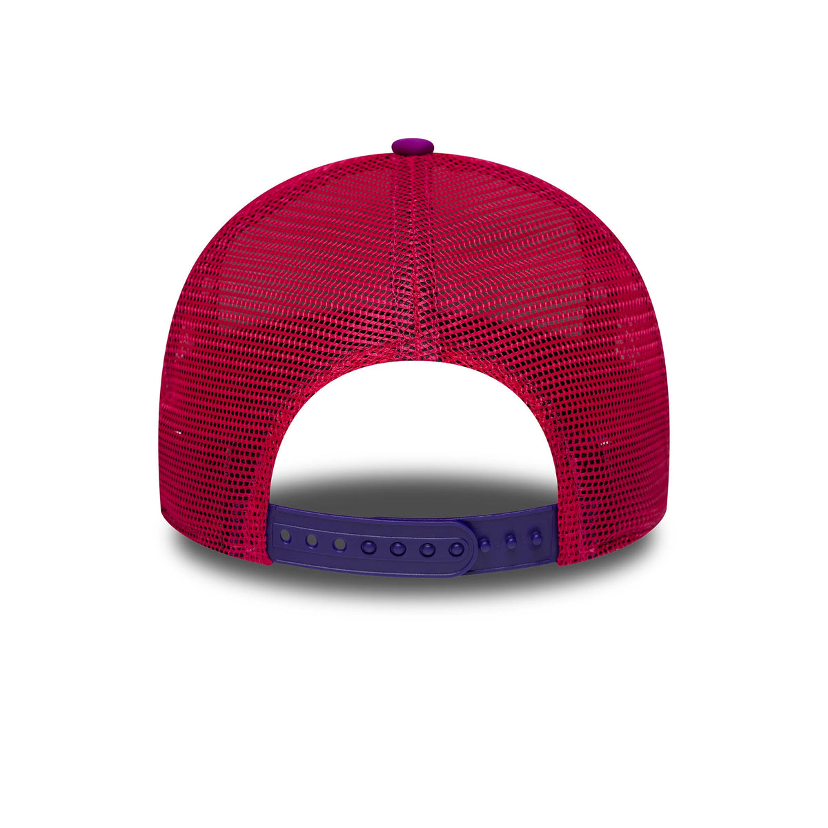 Pictured is this Red Bull Racing Vegas Race Special 9FORTY A-Frame Trucker cap in White. 5
