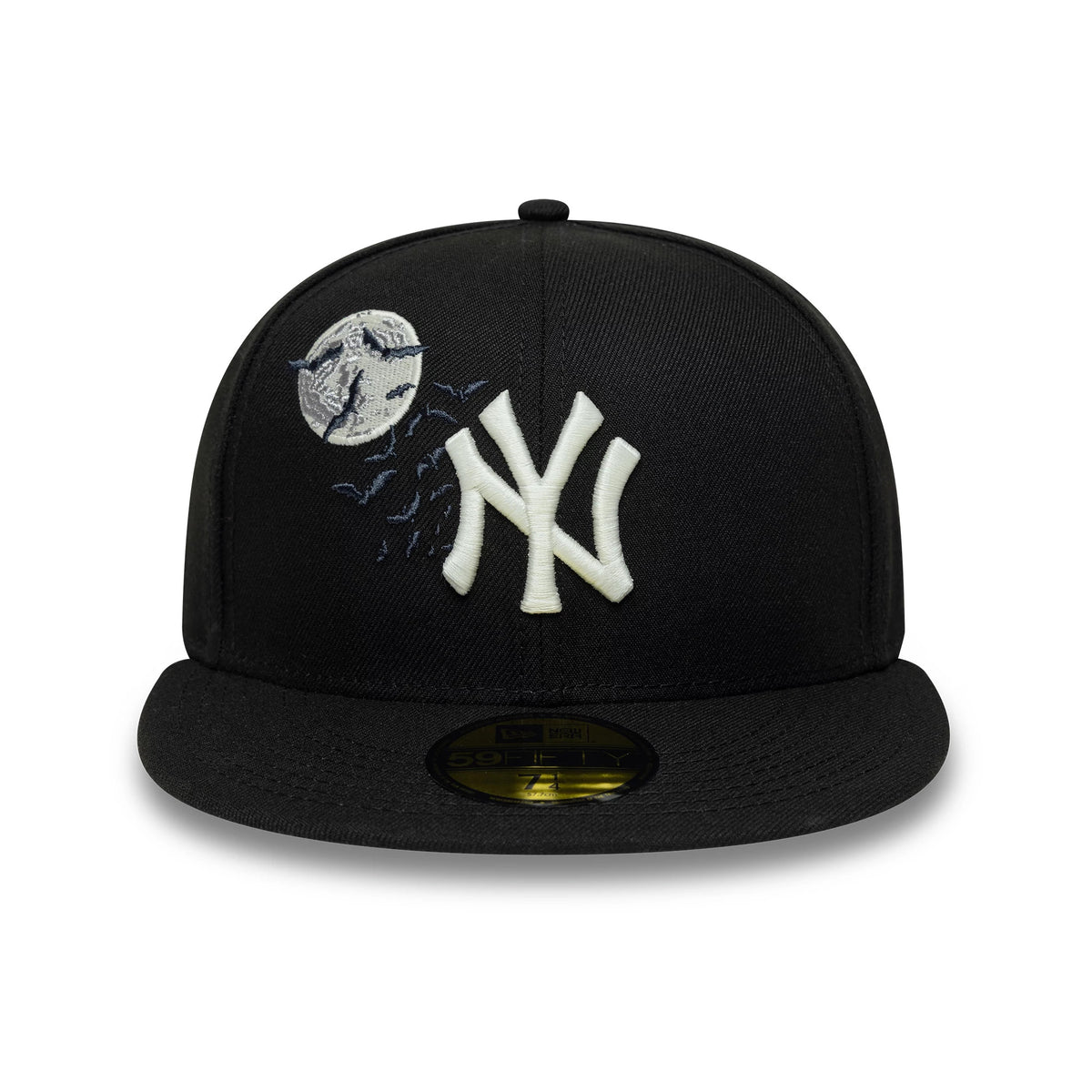 Pictured is this MLB Bats New York Yankees 59FIFTY Fitted cap in black. 3