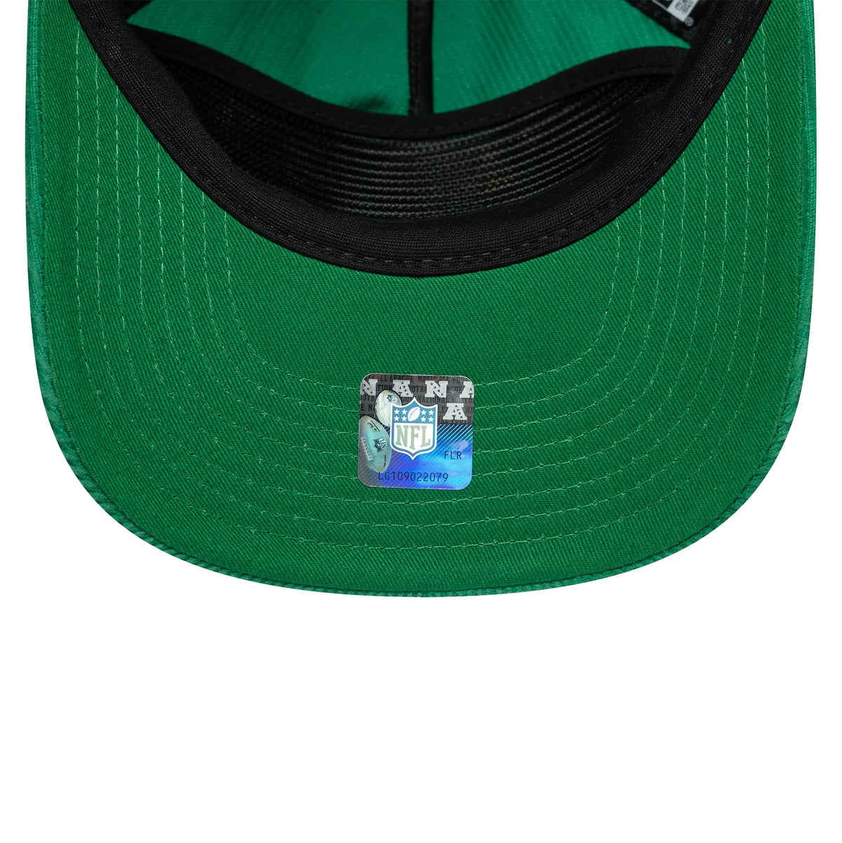 Pictured is this MLB Retro Dynasty Athletics Cord 19TWENTY cap in Green. 2