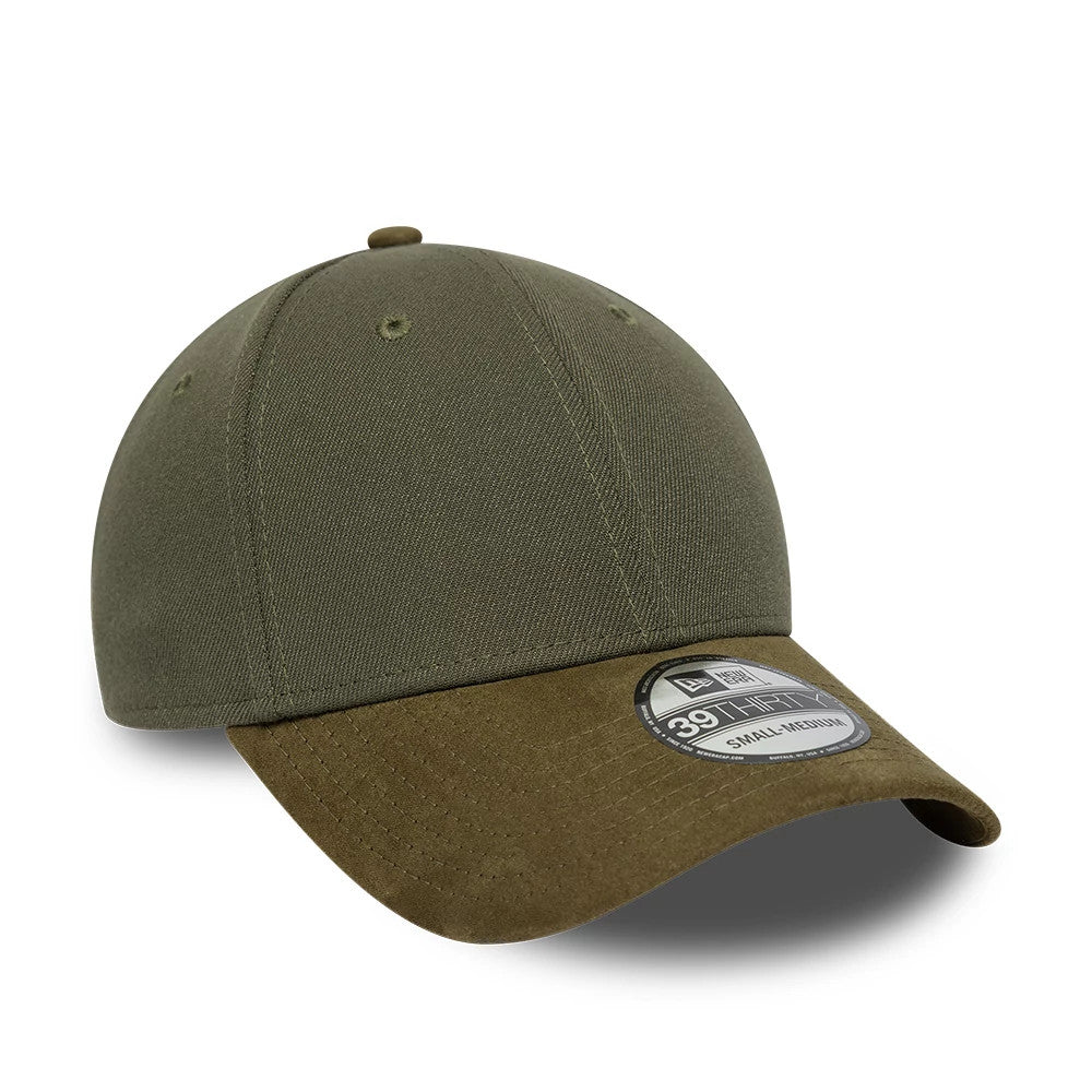 Pictured is this New Era Suede Visor 39THIRTY Stretch Fit cap in green. 3