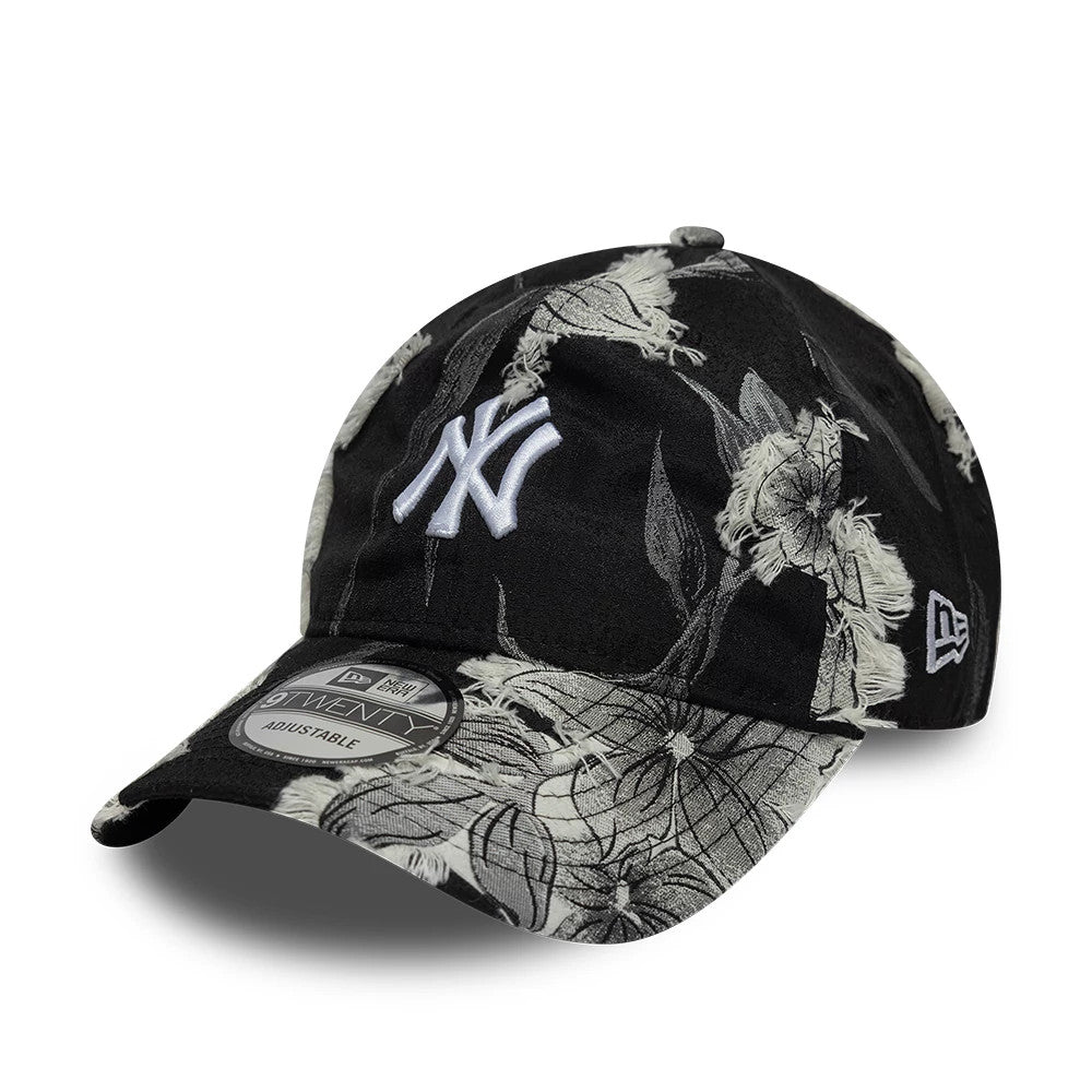 Pictured is this MLB Frayed New York Yankees 9TWENTY cap in black. 1