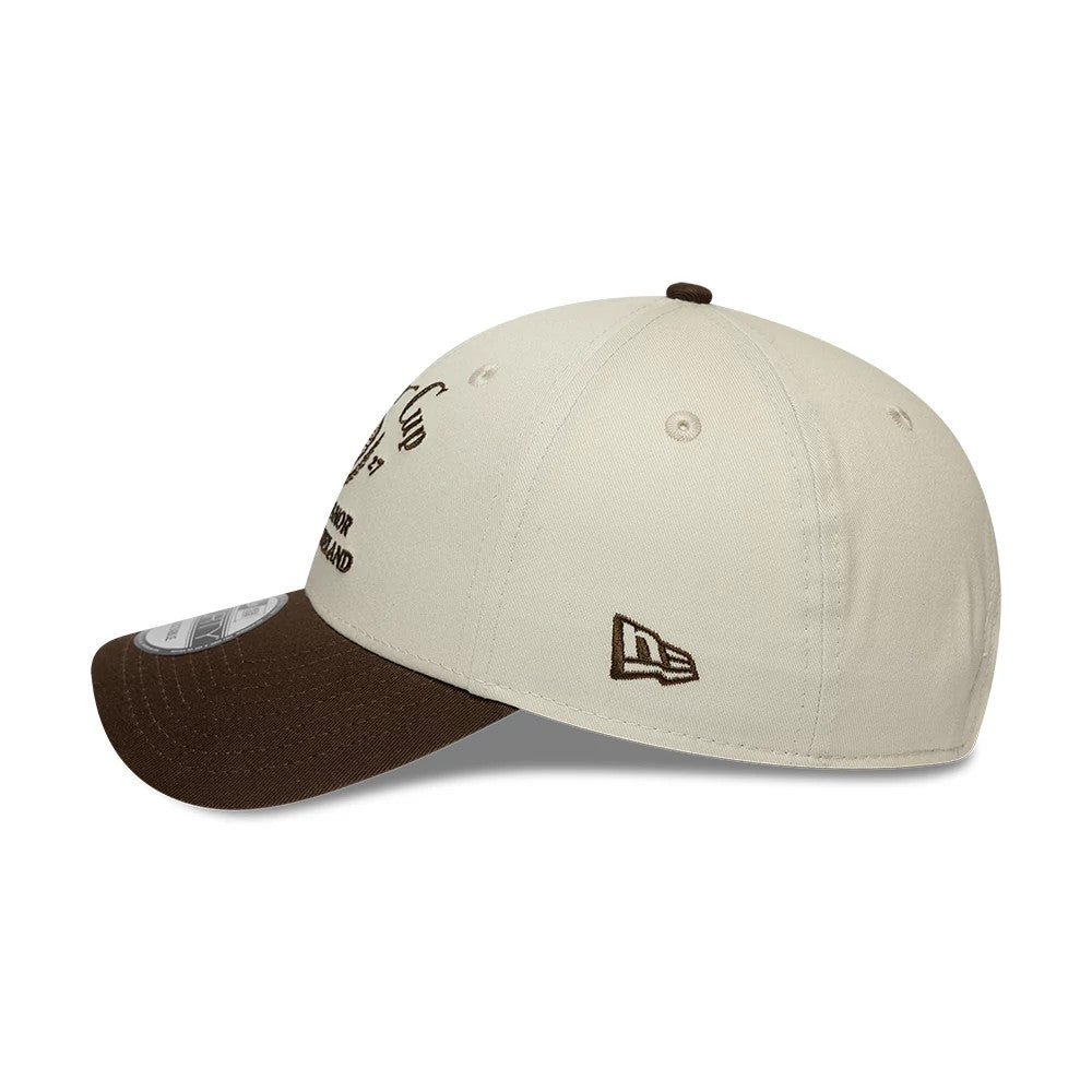 Pictured is this Ryder Cup 2027 Contrast Visor 9FORTY cap in cream. 4
