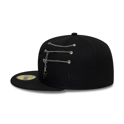 Pictured is this New Era Spider Pin Chain 59FIFTY Fitted cap in black. 4