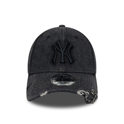 New York Yankees MLB Hardware Black New Era 9FORTY Adjustable Denim Cap, front view showing the black raised embroidered NY logo on the crown, a 9FORTY size sticker on the curved visor, and hardware detail on the distressed edge.
