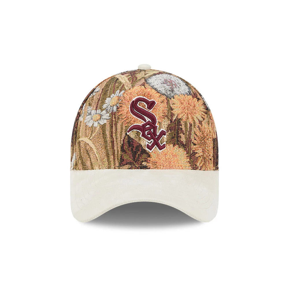 Chicago White Sox MLB Fall Story Brown New Era 59FORTY A-Frame Fitted Cap, front view showing raised embroidered burgundy Sox logo on a multicoloured floral print crown, paired with a contrasting cream curved visor.