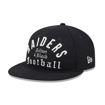 Las Vegas Raiders NFL Historic Arch Black Retro Crown New Era 59FIFTY Fitted Cap, three-quarter view showing white raised embroidered Raiders Silver & Black Football text on the front panel, with a grey visor and New Era flag logo on the left side.