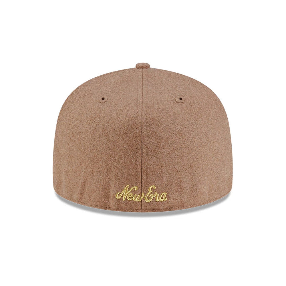 Pictured is this New Era X J Balvin & Ryan Castro Omerta New Era 59FIFTY Fitted cap in beige. 6