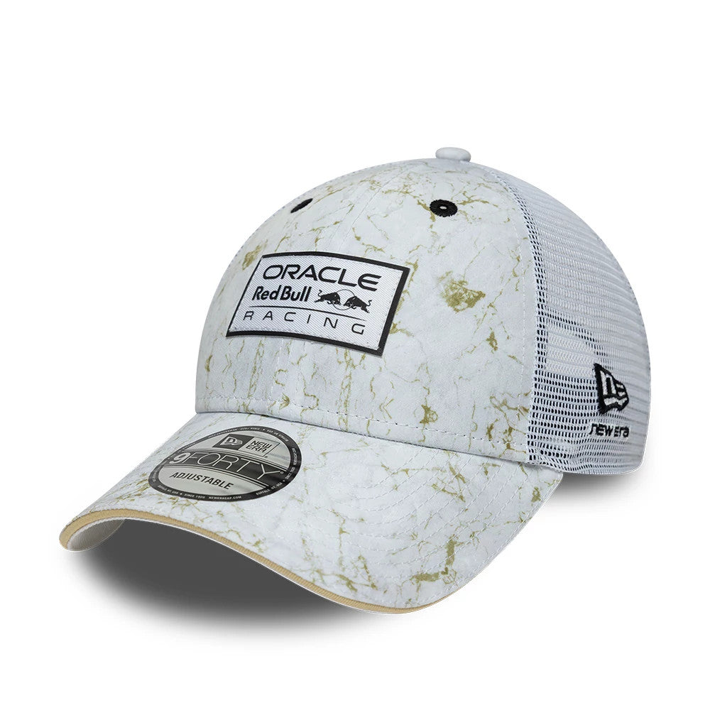 Red Bull Racing Abu Dhabi Race Special White New Era 9FORTY Adjustable Cap, three-quarter view showing a black embroidered Oracle Red Bull Racing patch on the white marble-patterned front, curved visor with 9FORTY size sticker.