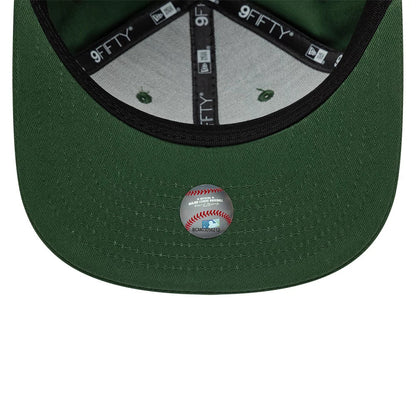 Pictured is this MLB League Essential LA Dodgers 9FIFTY Original Fit Snapback cap in dark green. 7