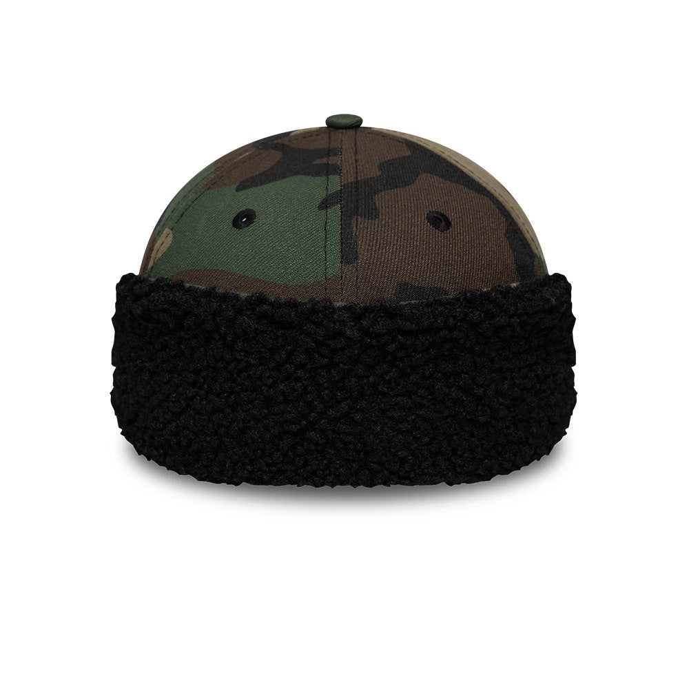 Pictured is this MLB LA Dodgers 39THIRTY Downflap Stretch Fit cap in black. 6