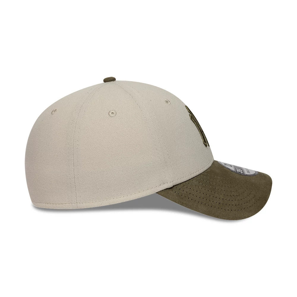 Pictured is this MLB Faux Suede New York Yankees 39THIRTY Stretch Fit cap in light Beige & green. 5