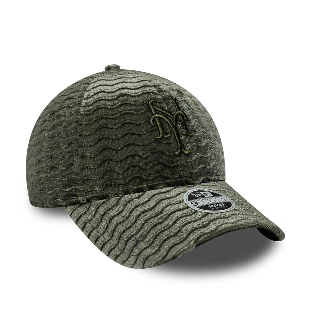 Pictured is this Womens MLB Velour New York Mets 9FORTY cap in green. 3