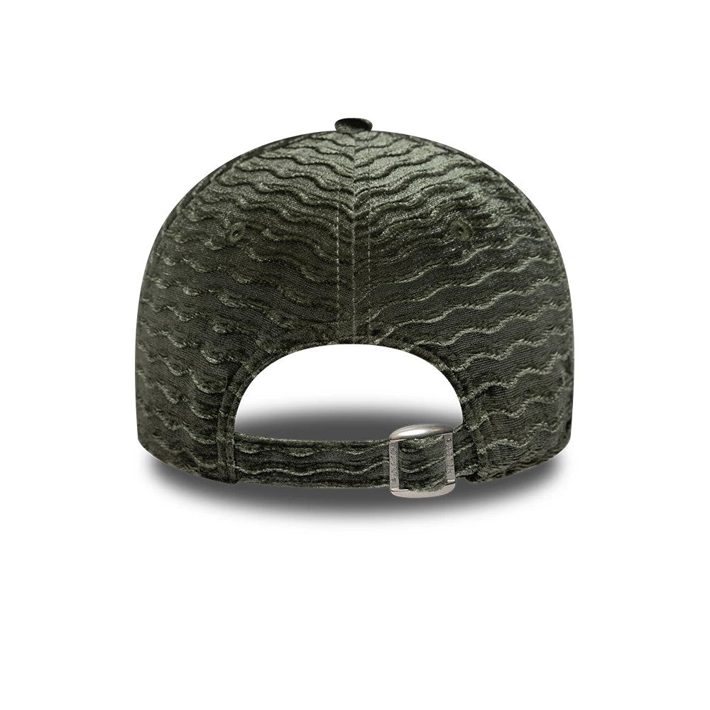Pictured is this Womens MLB Velour New York Mets 9FORTY cap in green. 4