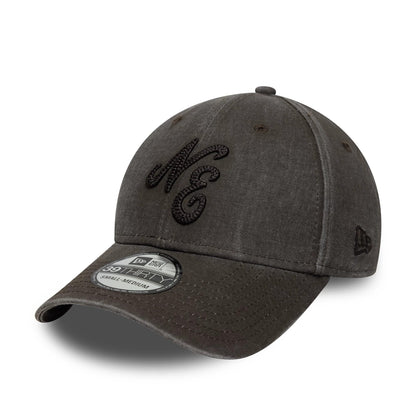 Pictured is this New Era Ombre 39THIRTY Stretch Fit cap in dark brown. 1