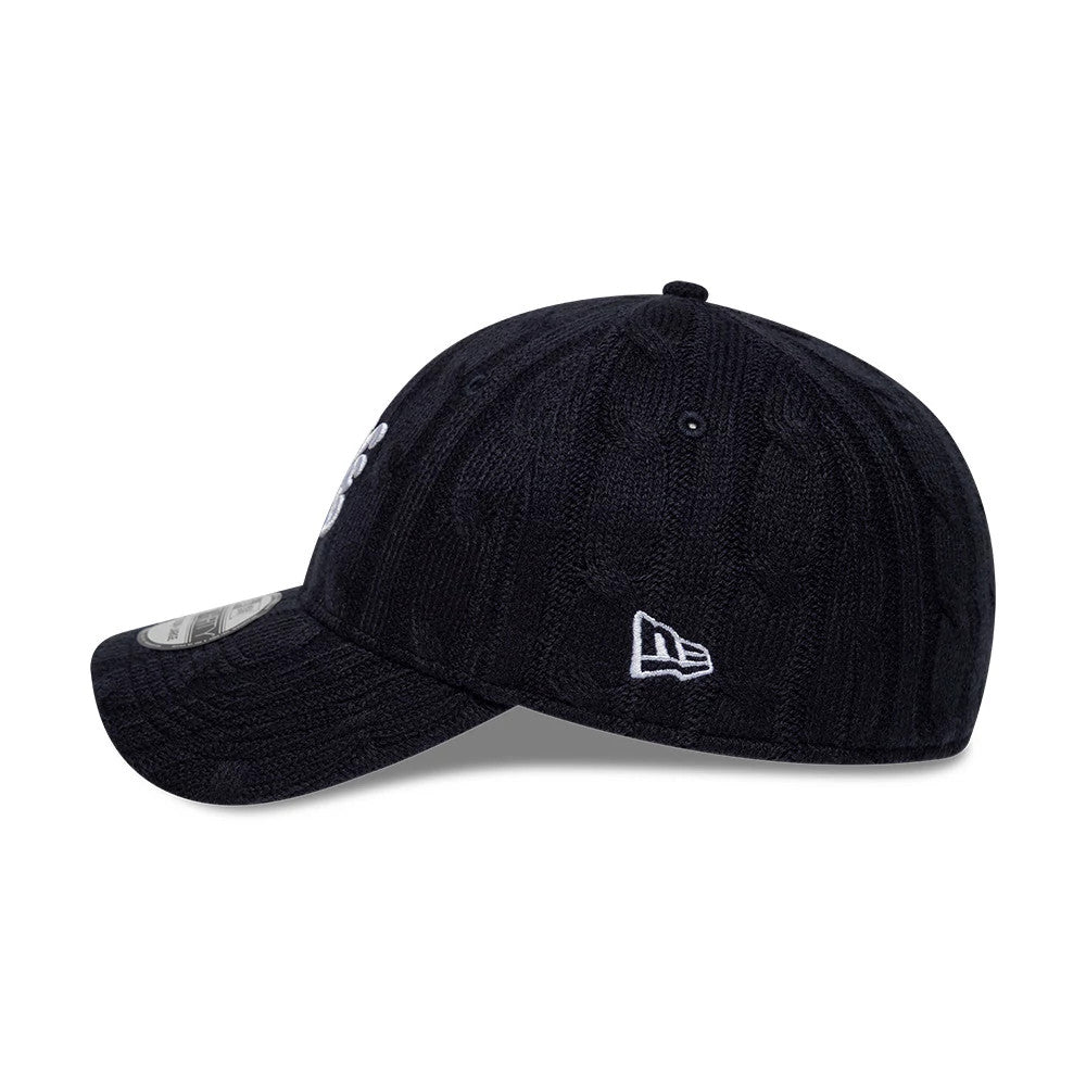 Pictured is this New Era Knitted 39THIRTY Stretch Fit cap in navy. 6