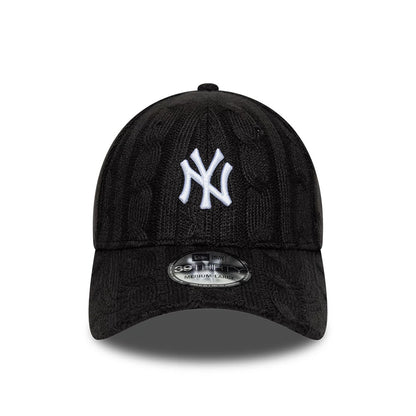 Pictured is this MLB Knitted New York Yankees 39THIRTY Stretch Fit cap in black. 2
