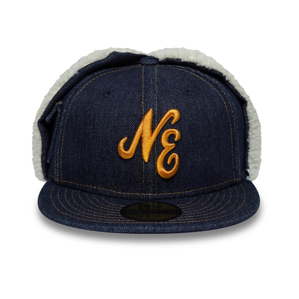 Pictured is this New Era Denim Dogear 59FIFTY Fitted cap in navy. 3