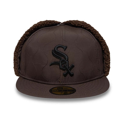 Pictured is this MLB Quilted Chicago White Sox Dogear 59FIFTY Fitted cap in dark brown. 3