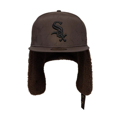 Pictured is this MLB Quilted Chicago White Sox Dogear 59FIFTY Fitted cap in dark brown. 6