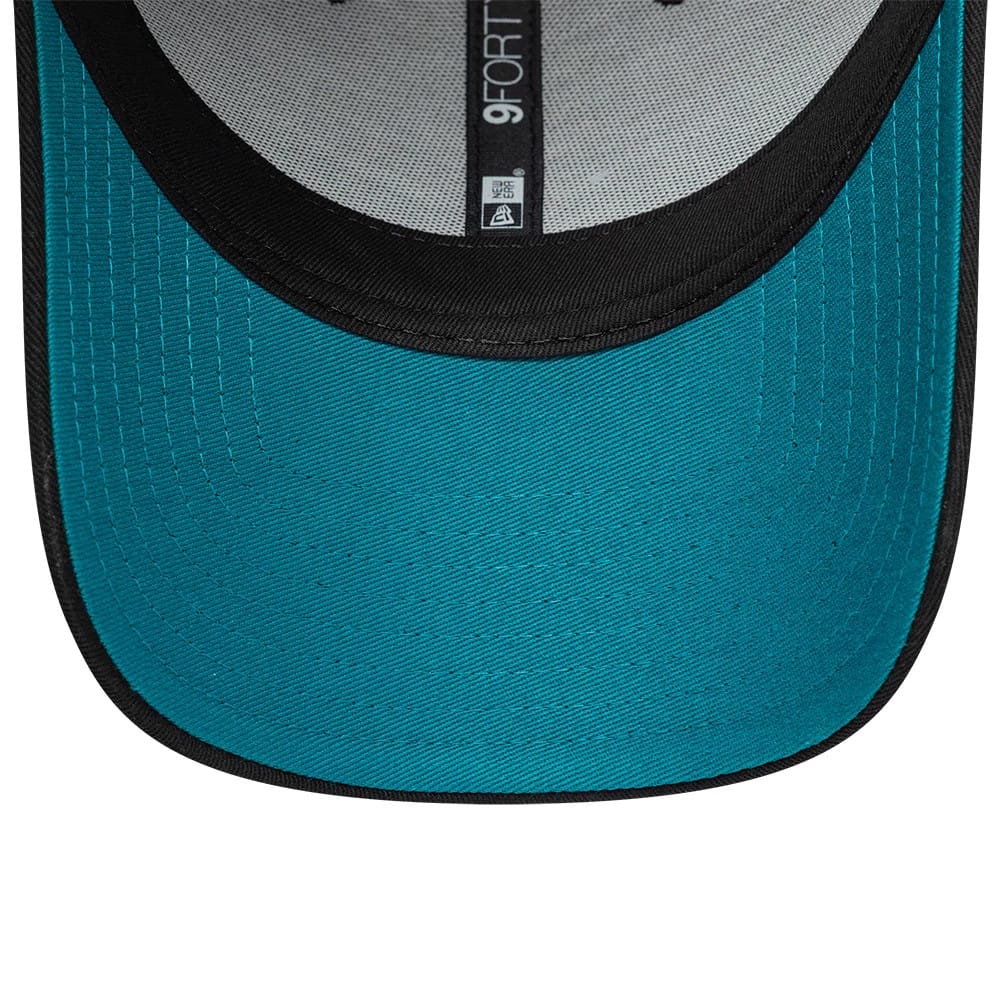 Pictured is this NFL International Series Games 2026 London Jacksonville Jaguars 9FORTY cap in black. 2