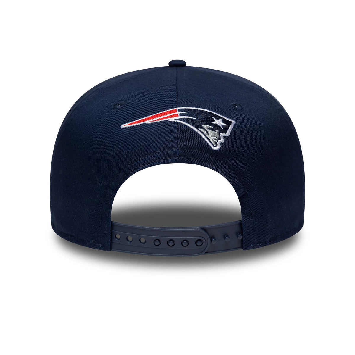 Pictured is this NFL International Series Games 2026 Munich New England Patriots 19TWENTY cap in dark blue. 5