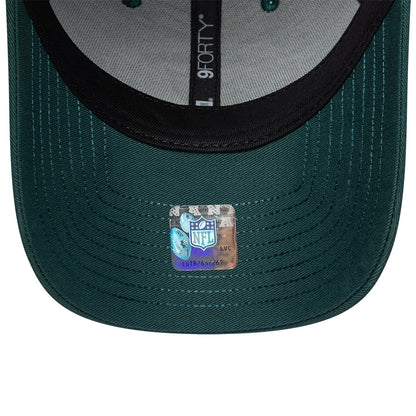 Pictured is this NFL International Games 2026 London Philadelphia Eagles 9FORTY cap in dark green. 7