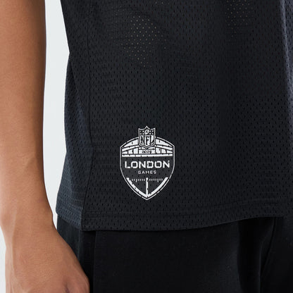 The model is wearing this NFL International Series Games 2026 Indianapolis Colts Mesh Jersey in black. 4
