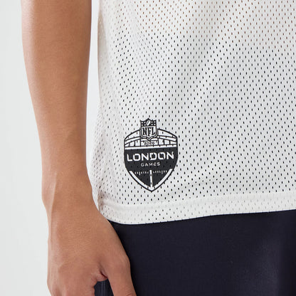 The model is wearing this NFL International Series Games 2026 Philadelphia Eagles Mesh Jersey in white. 4