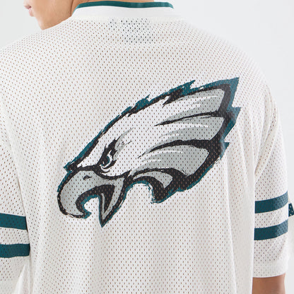 The model is wearing this NFL International Series Games 2026 Philadelphia Eagles Mesh Jersey in white. 7