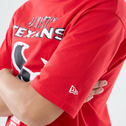The model is wearing this NFL International Series Games 2026 Houston Texans Oversized T-Shirt in red. 5