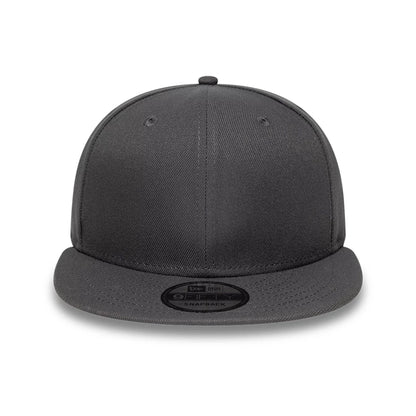 This is a New Era Grey 9FIFTY Snapback Adjustable Cap 2