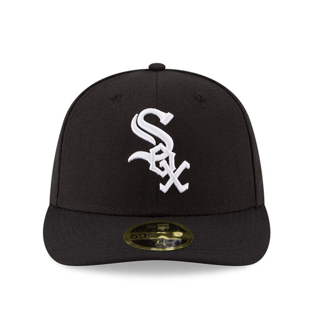 Chicago White Sox Authentic Collection Low Profile New Era 59FIFTY, front view showing raised white embroidered Sox logo on the structured black crown, with black visor and gold 59FIFTY size sticker on the visor.