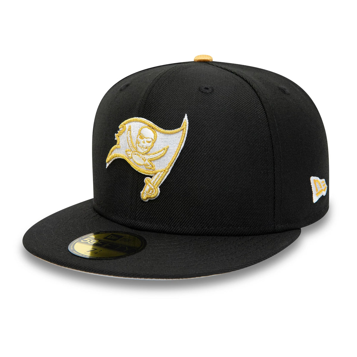 Tampa Bay Buccaneers NFL Black New Era 59FIFTY Fitted Cap, three-quarter view showing the raised gold and white Buccaneers logo embroidered on the front panels, a flat black visor with a gold 59FIFTY size sticker.