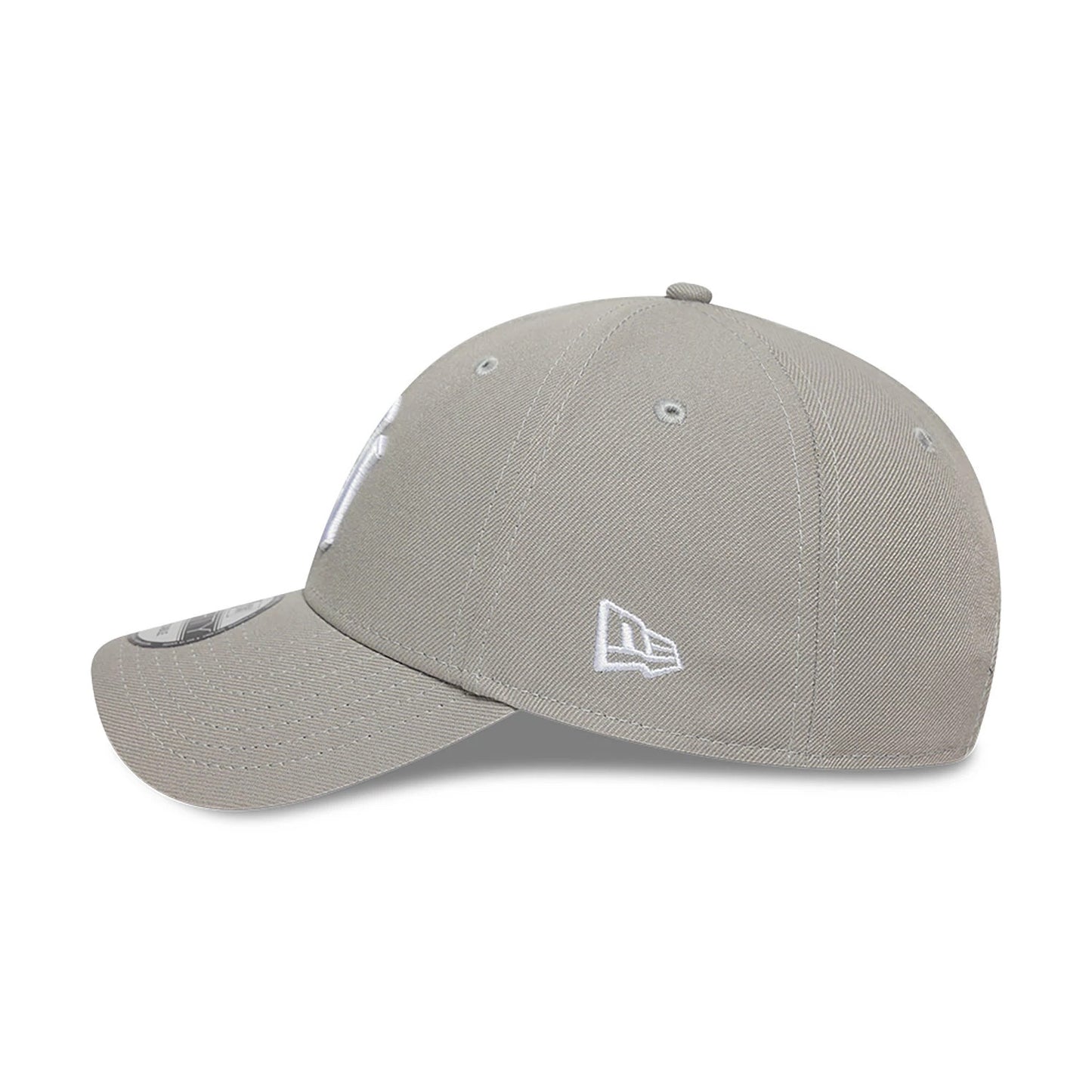 This is a New York Yankees Essential Pack Grey 9FORTY Snapback Cap 7