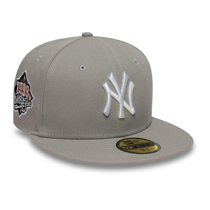 This is a New York Yankees Essential Pack Sidepatch Grey 59FIFTY Fitted Cap 1