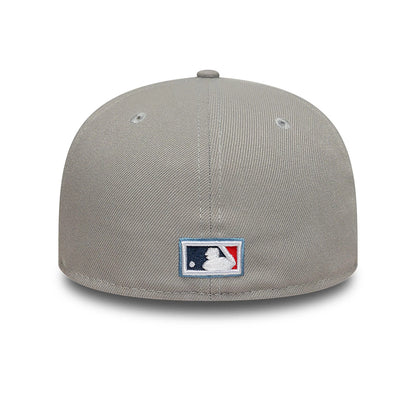 This is a New York Yankees Grey & Blue 59FIFTY Fitted Cap 7