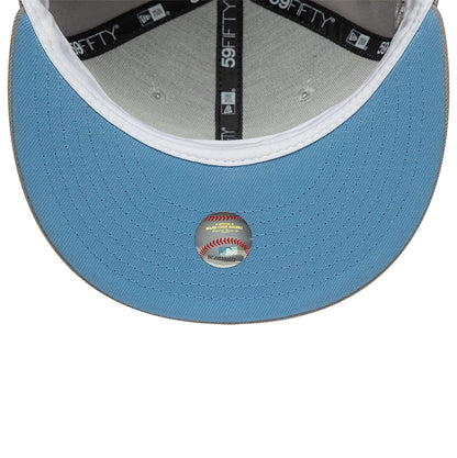 This is a New York Yankees Grey 59FIFTY Fitted Cap 2