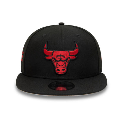 This is a Chicago Bulls NBA Over To The Bulls Black And Red 9FIFTY Snapback Adjustable Cap 4
