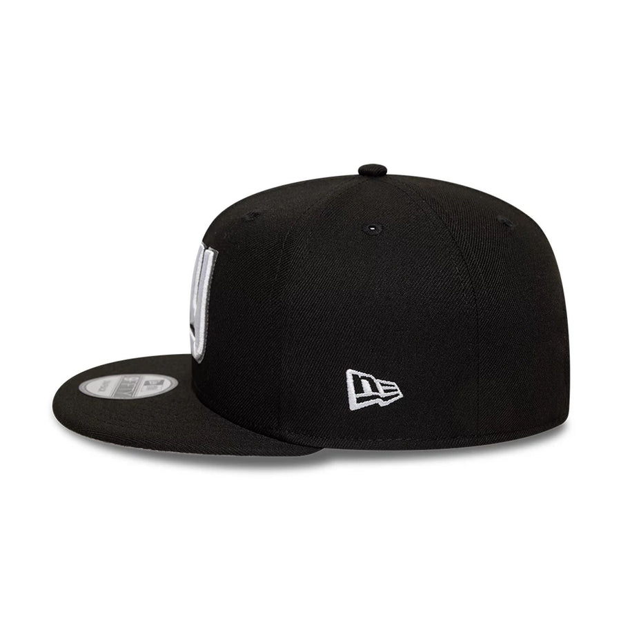 This is a New York Giants NFL Black 9FIFTY Snapback Adjustable Cap 6