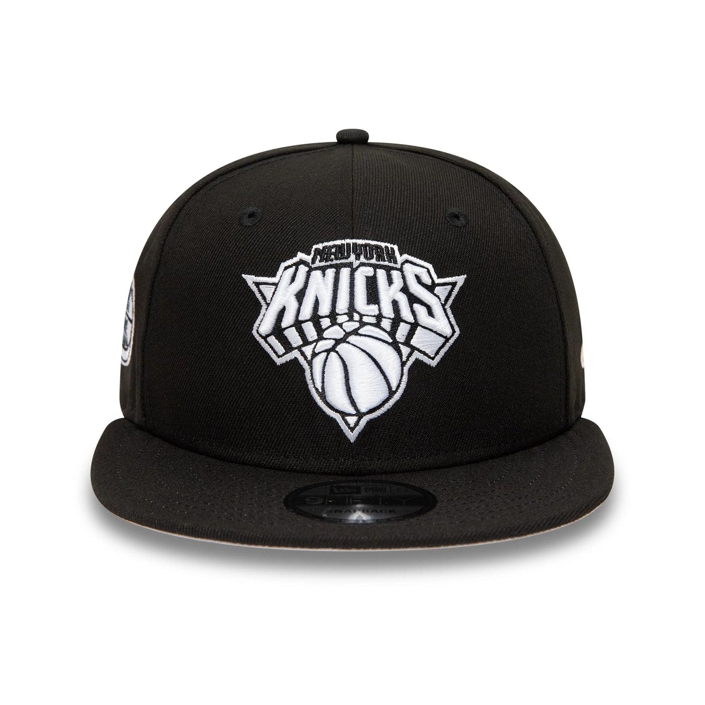 Pictured is this New York Knicks NBA Black 9FIFTY Snapback Adjustable cap. 4