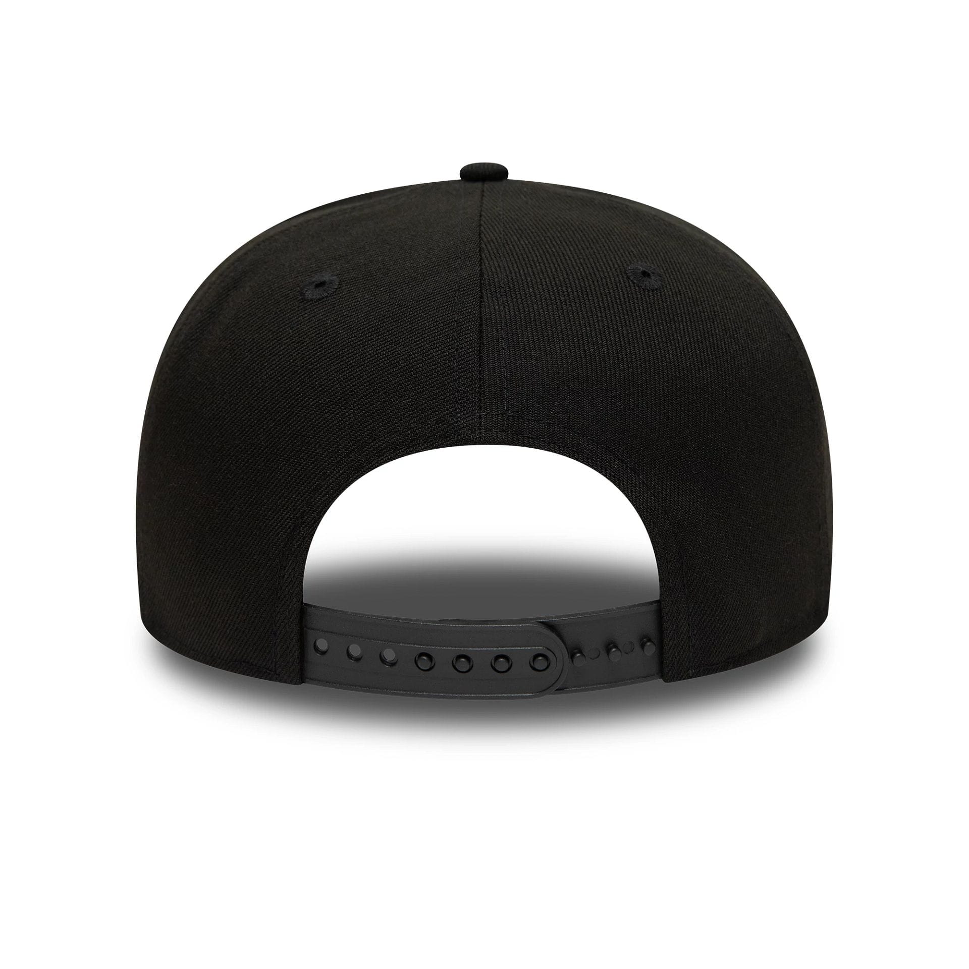Pictured is this New York Knicks NBA Black 9FIFTY Snapback Adjustable cap. 5