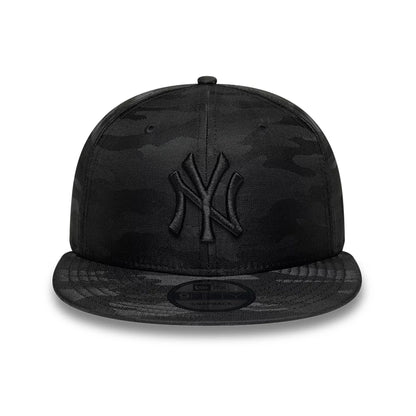 Pictured is this MLB Black On Black New York Yankees 9FIFTY Snapback cap in black. 2