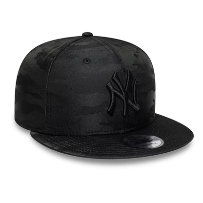 Pictured is this MLB Black On Black New York Yankees 9FIFTY Snapback cap in black. 3