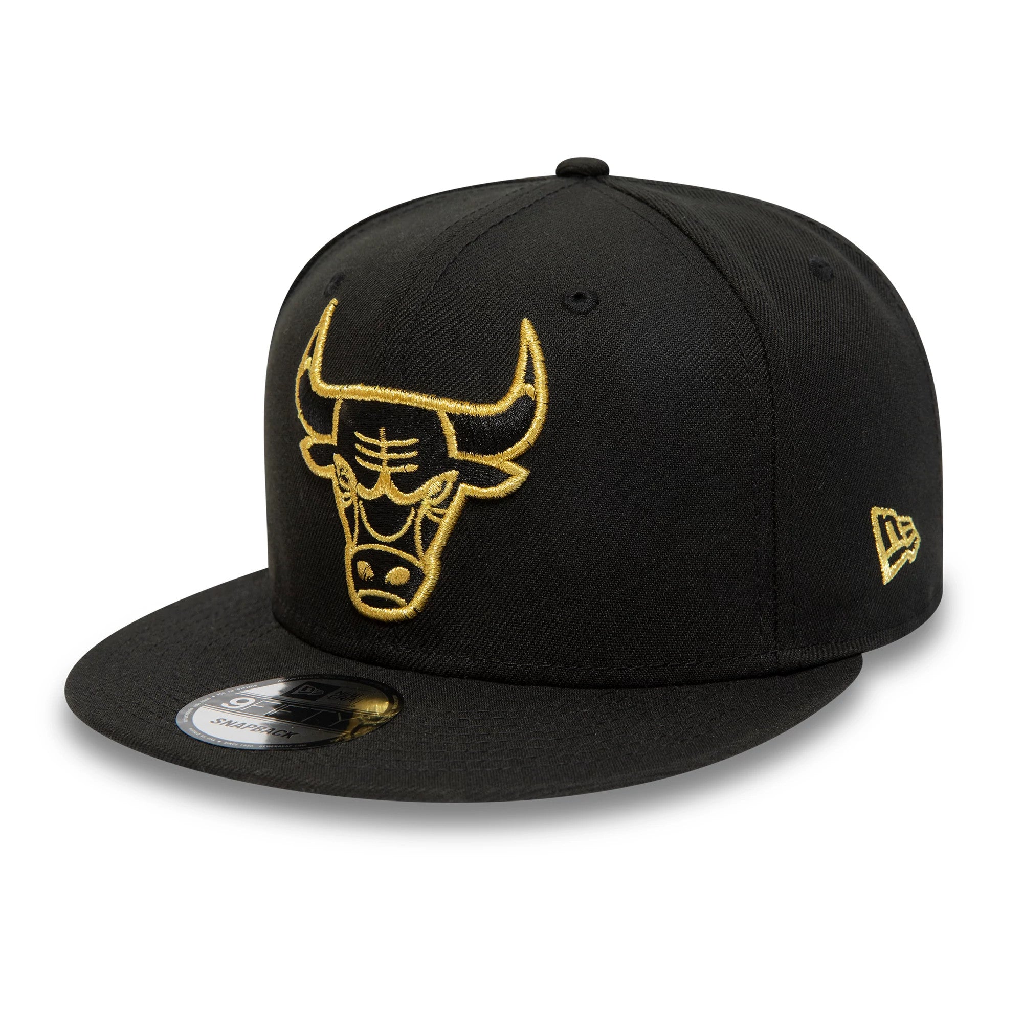 This is a Chicago Bulls NBA Over To The Bulls Black And Gold 9FIFTY Snapback Adjustable Cap 1