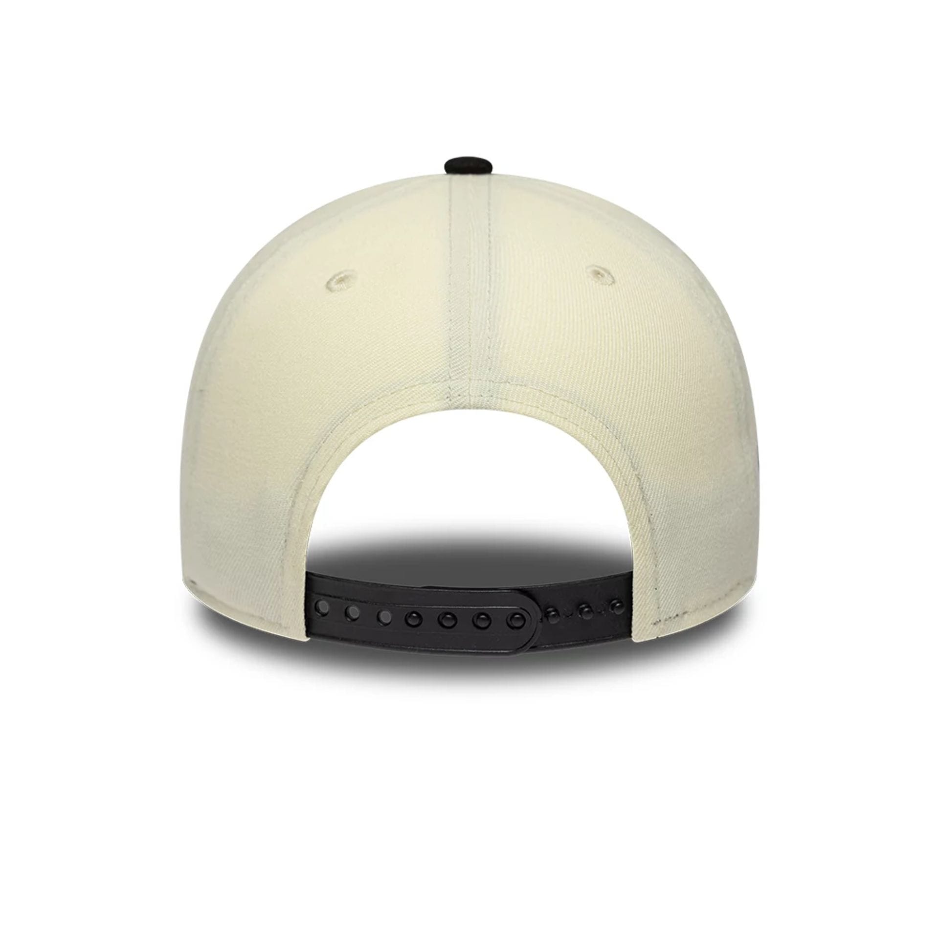 Pictured is this MLB Cooperstown Chicago White Sox 9FORTY A-Frame cap in white. 7