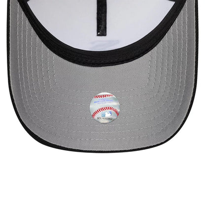 Pictured is this MLB Cooperstown Chicago White Sox 9FORTY A-Frame cap in white & black. 2