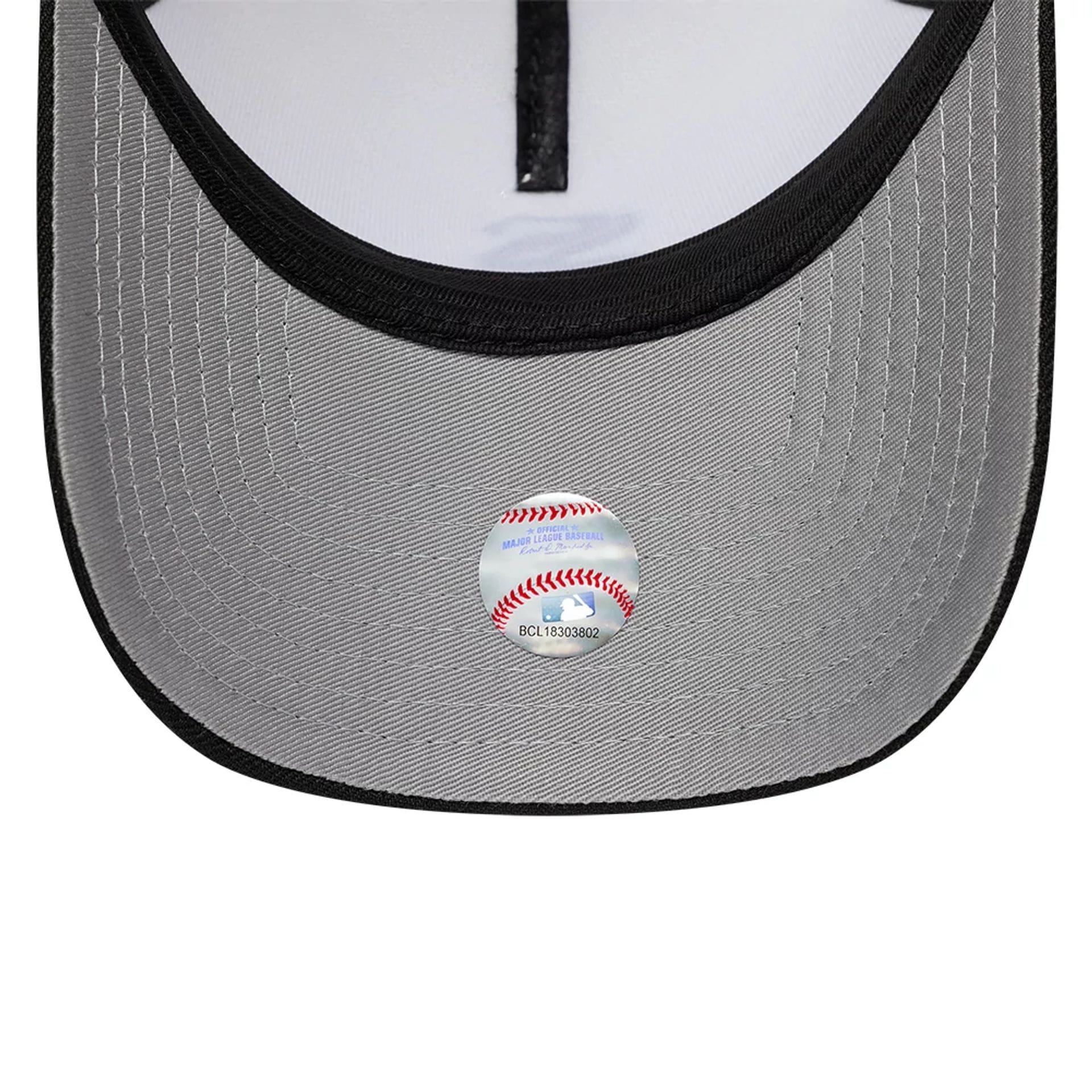 Pictured is this MLB Cooperstown Chicago White Sox 9FORTY A-Frame cap in white. 2
