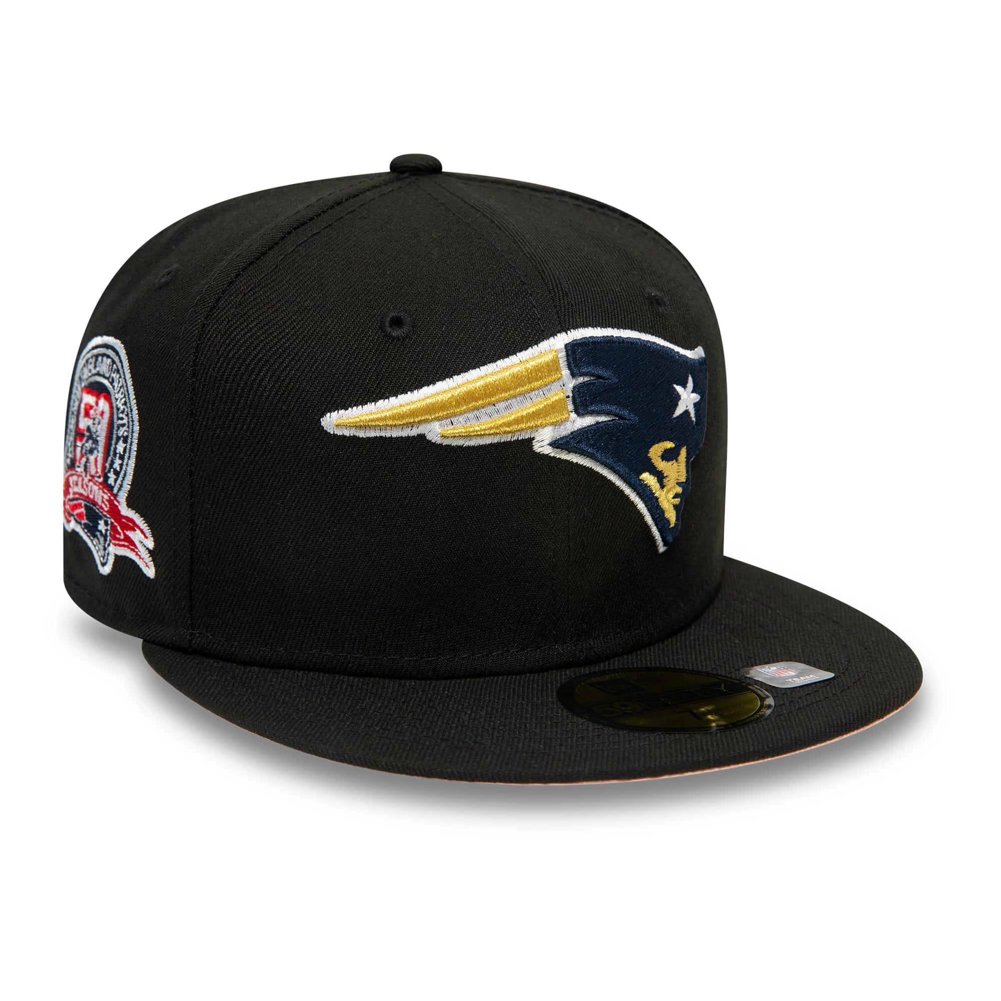 This is a New England Patriots NFL Rivals Black 59FIFTY Fitted Cap 1